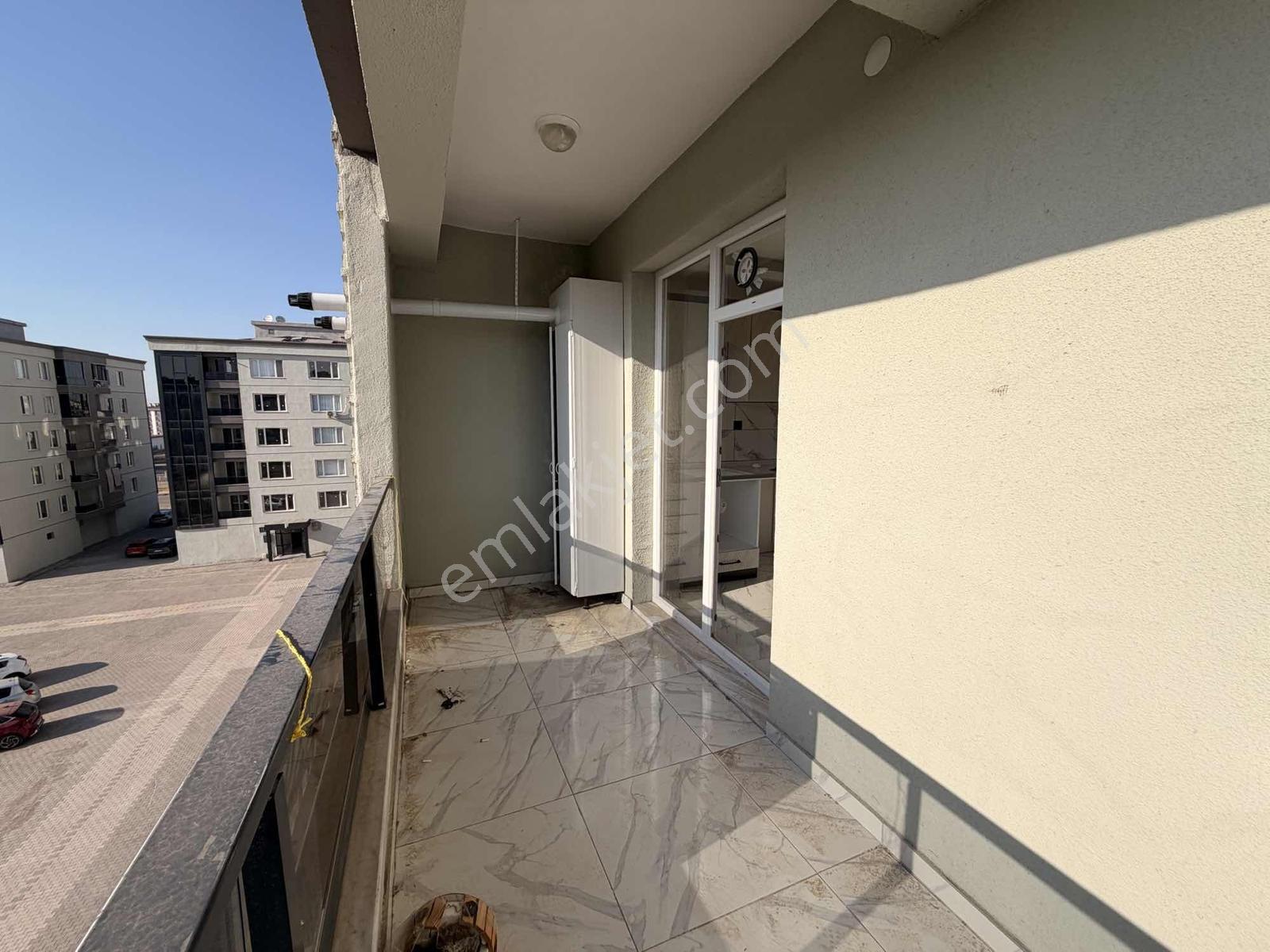 Yeni Şehir Hastanesi Yanı Stadyum Civarı 2+1 Satılık Daire — fotoğraf 3