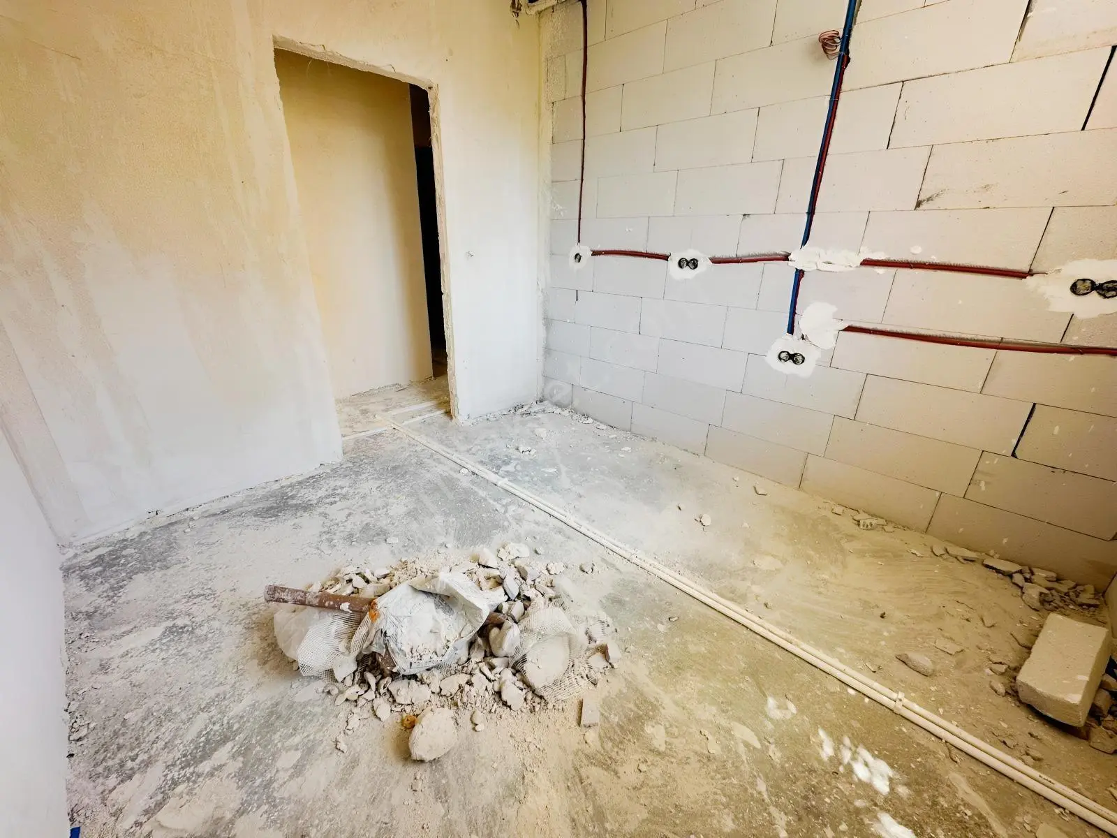 Tek Yetkili Erenköy'de 3+1 Net 90m2 Balkonlu Ebeveyn Banyolu — fotoğraf 18