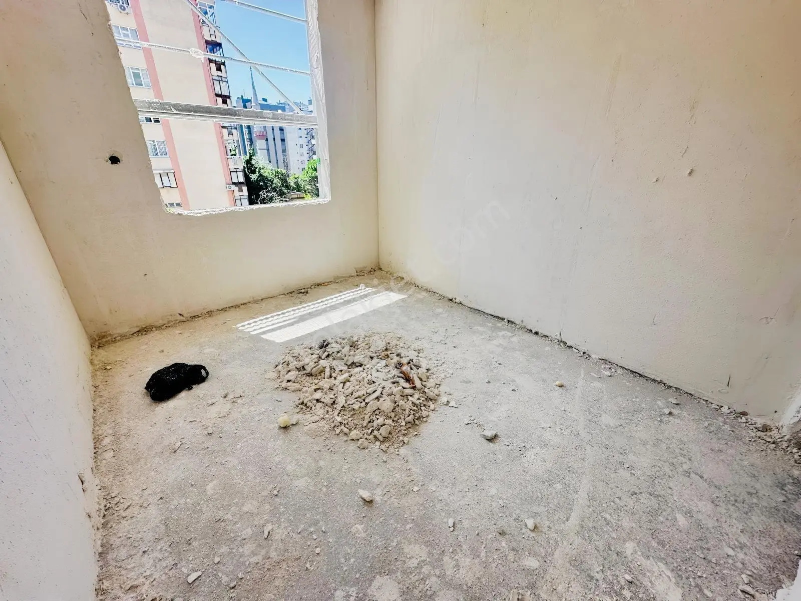 Tek Yetkili Erenköy'de 3+1 Net 90m2 Balkonlu Ebeveyn Banyolu — fotoğraf 27