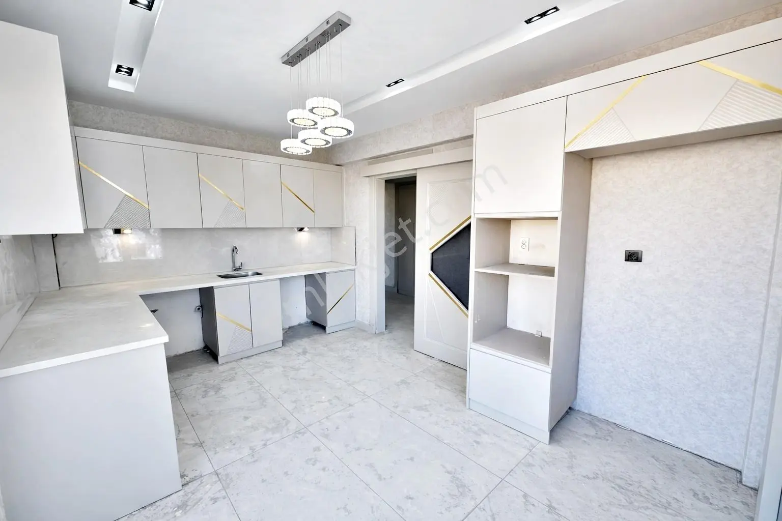 Alpaslan1'de Site İçi Açk Cephe Yerdn Isıtma Genş Balkon Lüx2+1 — fotoğraf 25