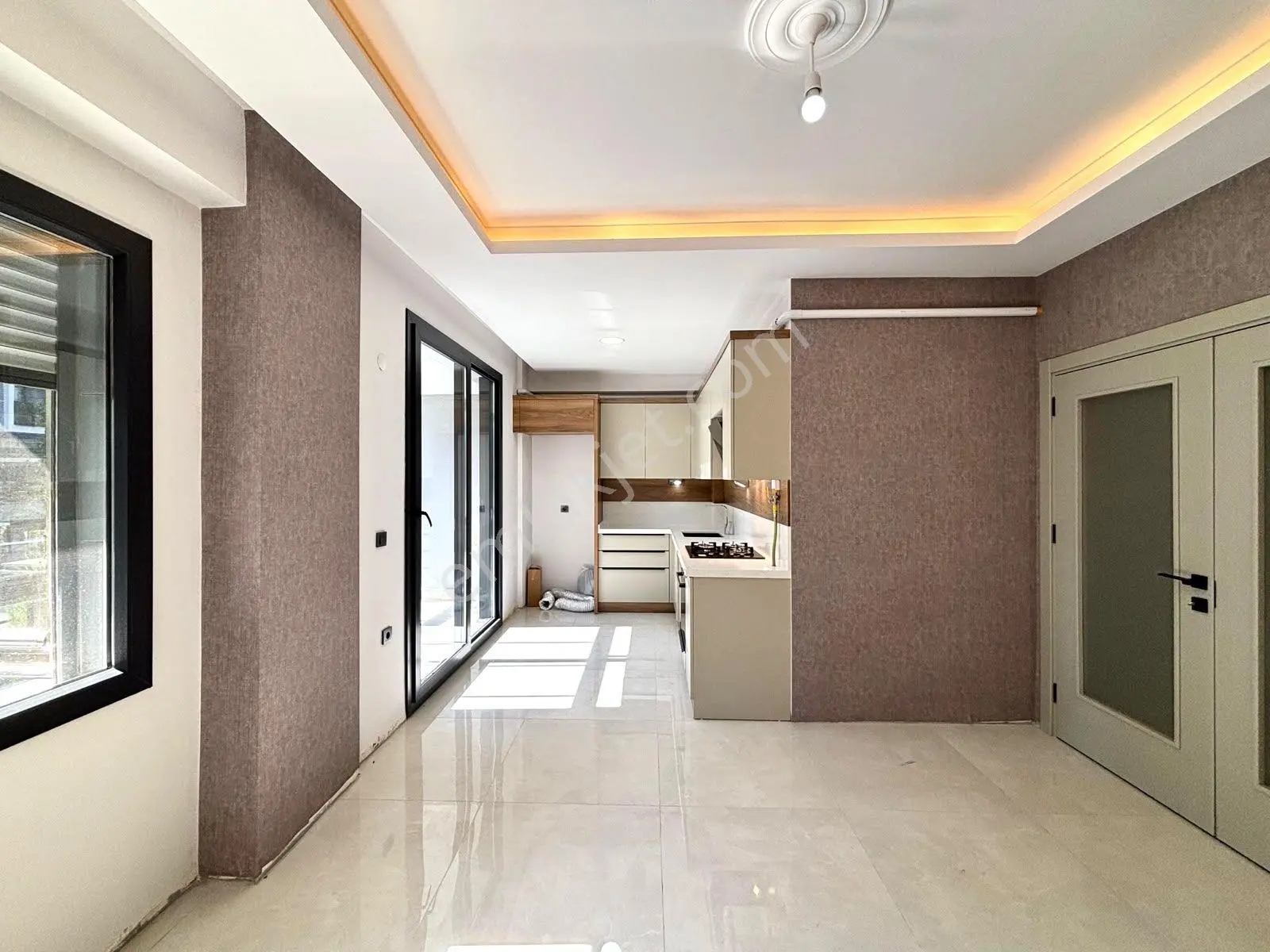 Referans'tan Altınkum'da Denize Yakın Yeni Bina Ultra Lüx 2+1 Daire — fotoğraf 18