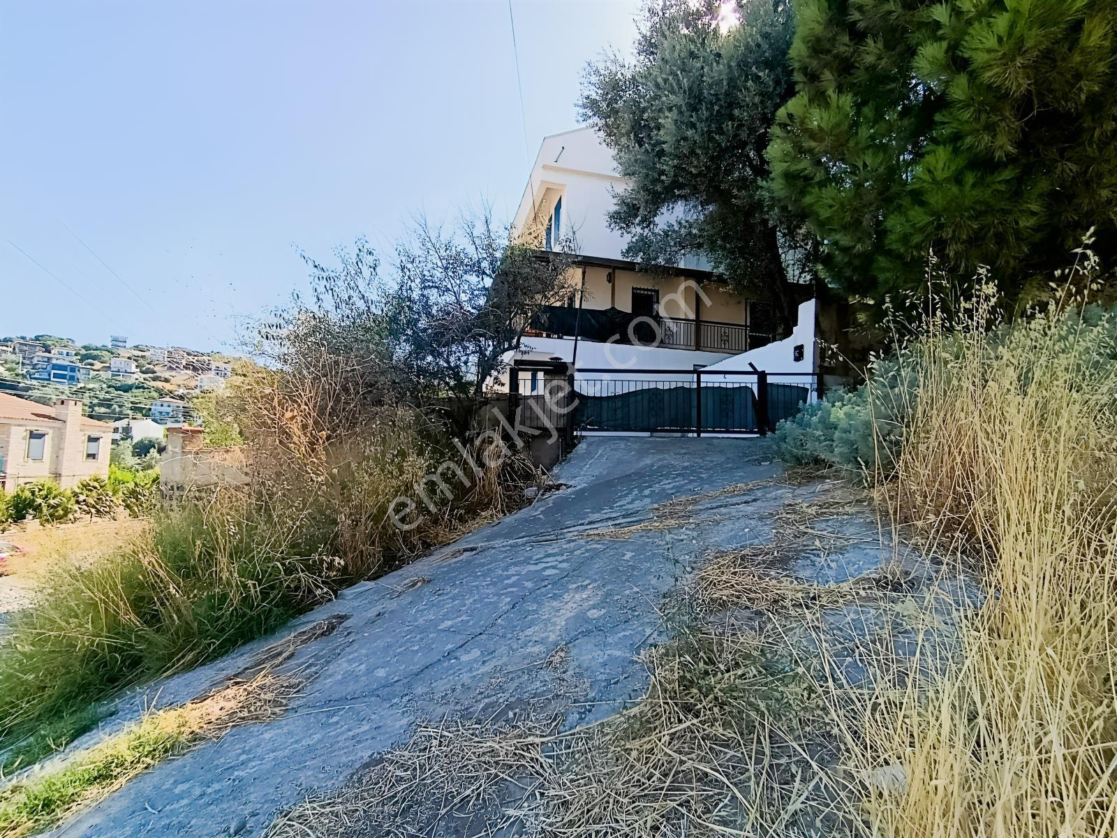 Satılık Donatkentte Deniz Manzaralı 3+1 Dubleks Villa — fotoğraf 6