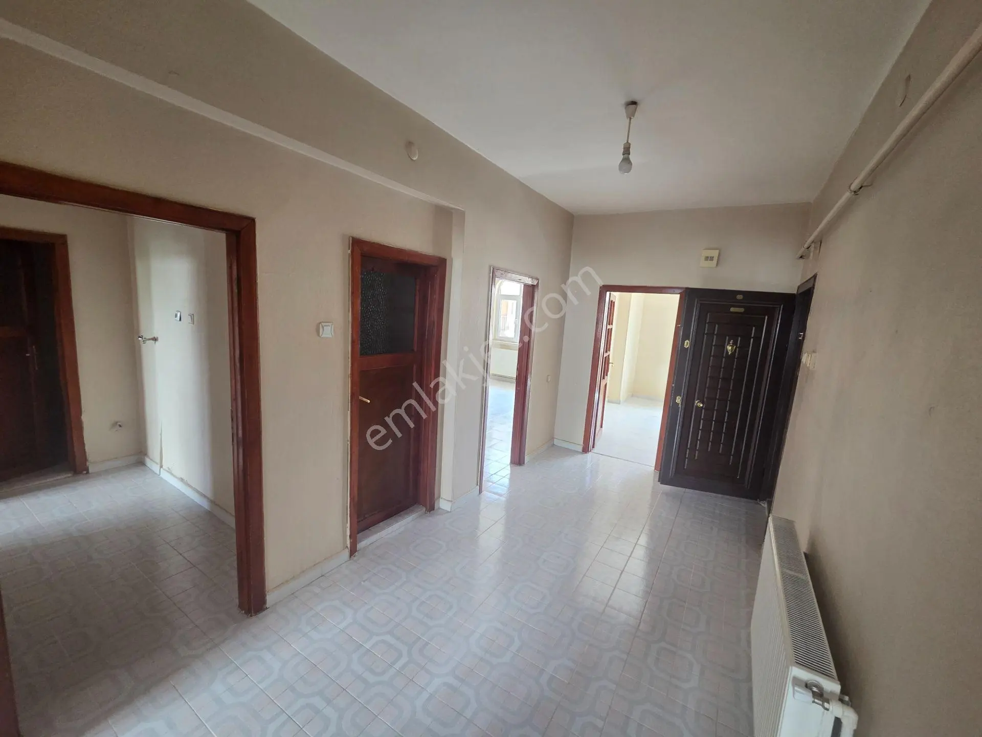 Doğukan Real Estate | Üniversiteye Yürüme Mesafesinde 3+1 | Ara Kat Tek Daire Üzeri Satılık Daire — fotoğraf 7