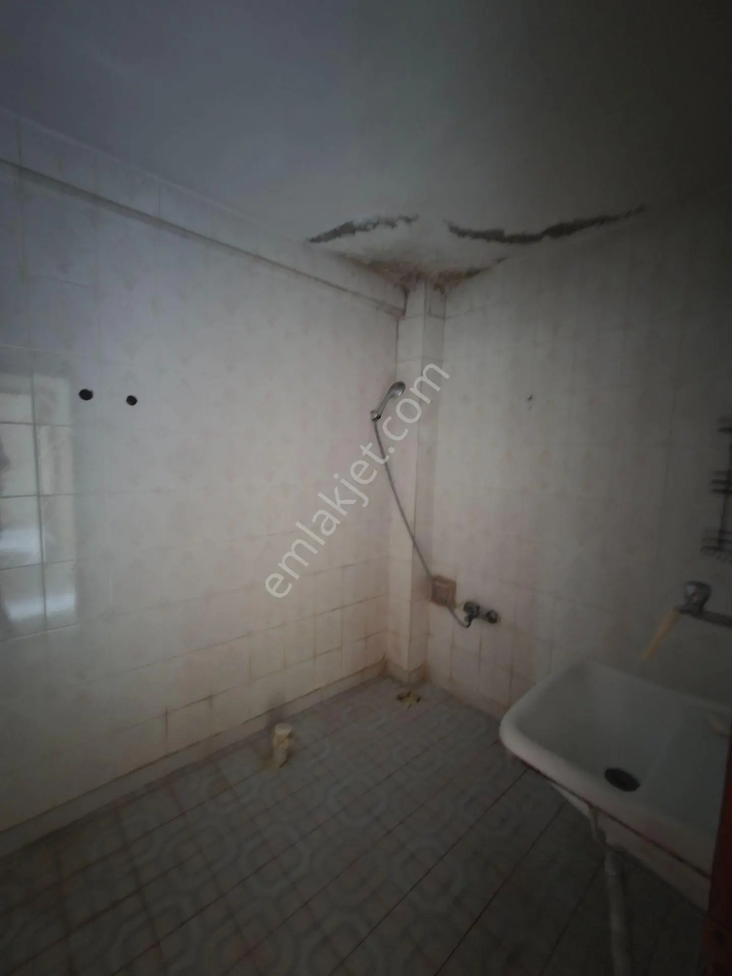 Doğukan Real Estate | Üniversiteye Yürüme Mesafesinde 3+1 | Ara Kat Tek Daire Üzeri Satılık Daire — fotoğraf 13
