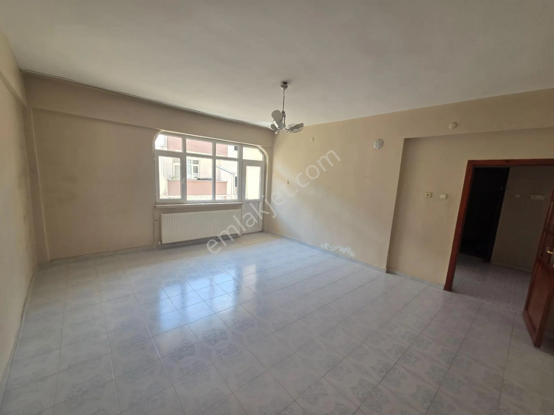 Doğukan Real Estate | Üniversiteye Yürüme Mesafesinde 3+1 | Ara Kat Tek Daire Üzeri Satılık Daire — fotoğraf 17