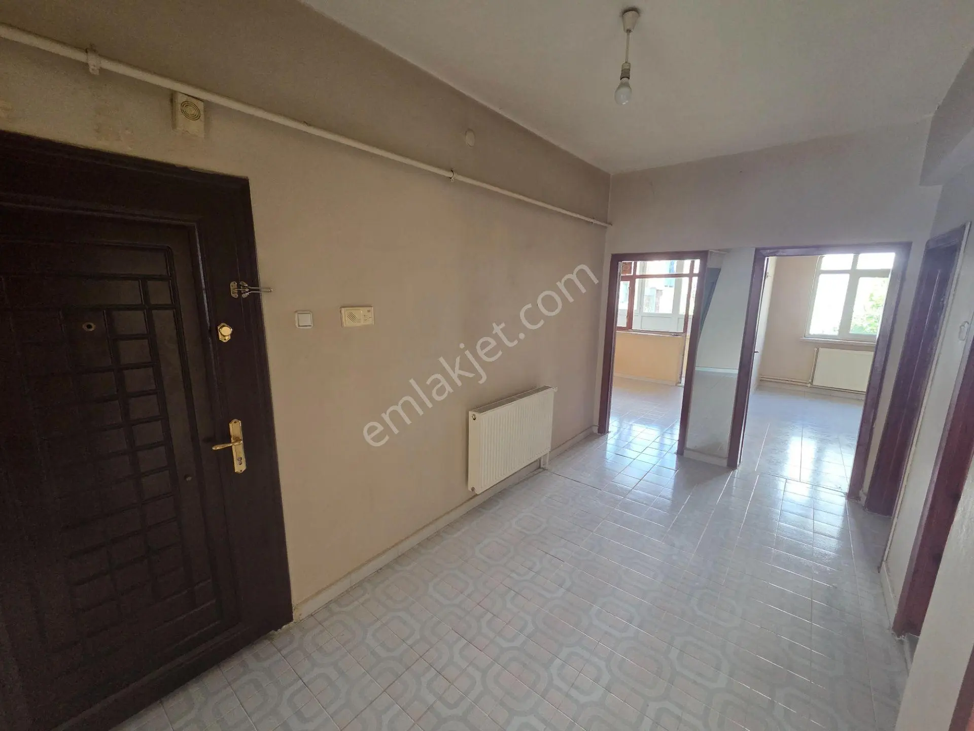 Doğukan Real Estate | Üniversiteye Yürüme Mesafesinde 3+1 | Ara Kat Tek Daire Üzeri Satılık Daire — fotoğraf 24