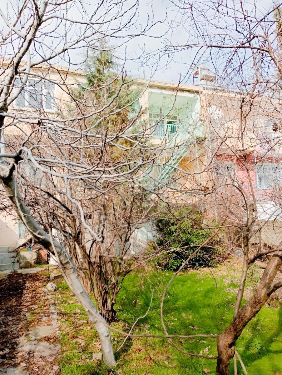 Ergani Kemaliyede 350 M² Arsa Üzerinde Bahçeli 3 Katlı Kâgir Ev — fotoğraf 12