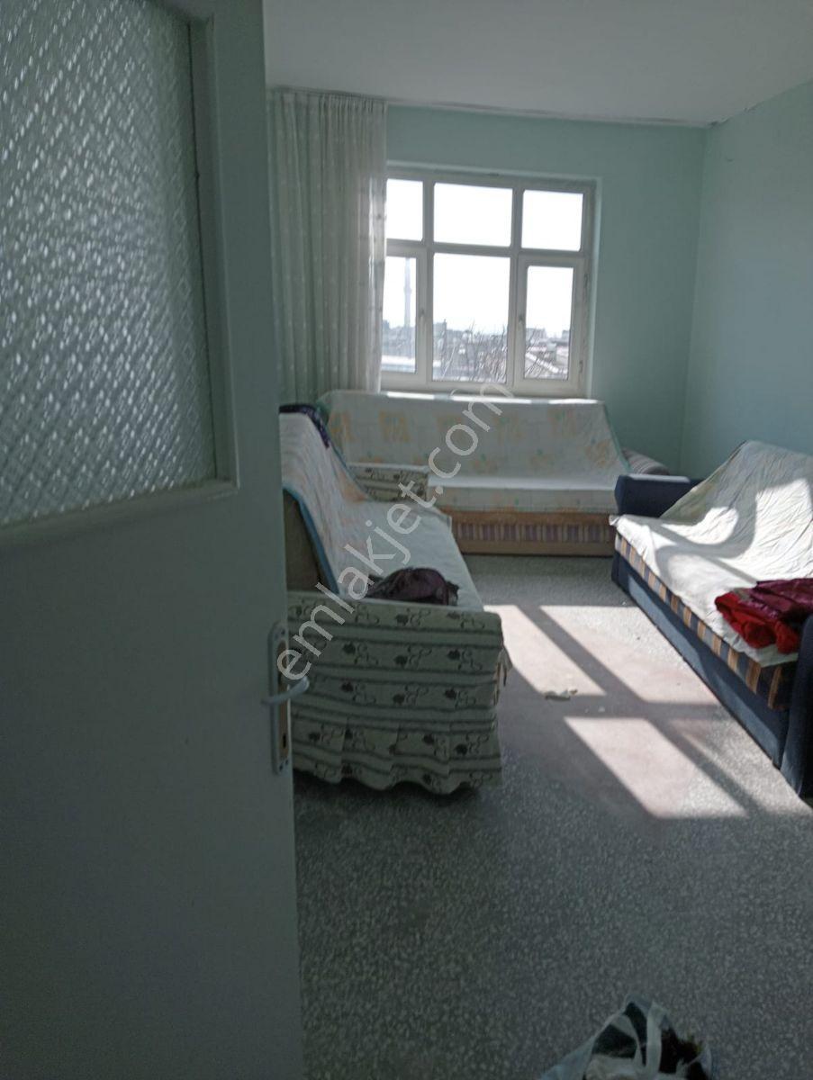 Ergani Kemaliyede 350 M² Arsa Üzerinde Bahçeli 3 Katlı Kâgir Ev — fotoğraf 14