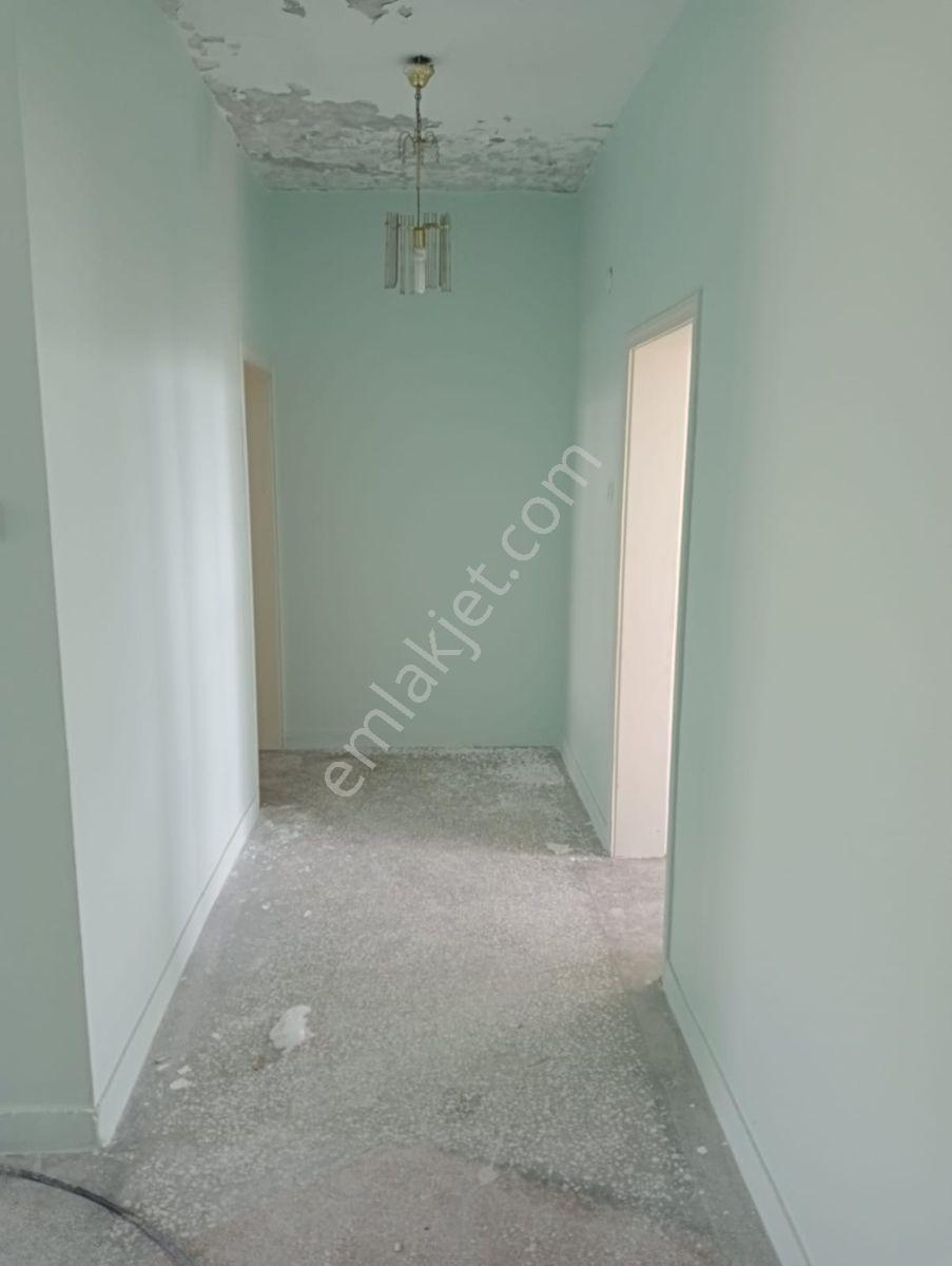 Ergani Kemaliyede 350 M² Arsa Üzerinde Bahçeli 3 Katlı Kâgir Ev — fotoğraf 16