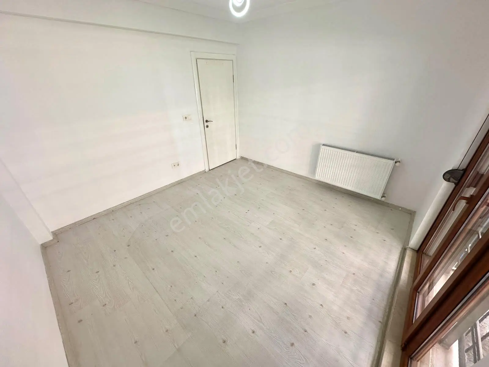 Referans'tan Altınkum'da Ön Cephe Ayrı Mutfak Lüx Tasarımlı 3+1 Daire — fotoğraf 18