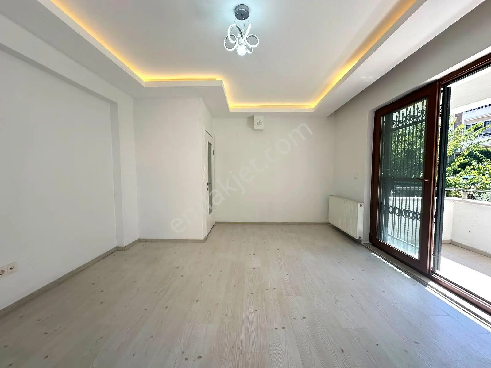 Referans'tan Altınkum'da Ön Cephe Ayrı Mutfak Lüx Tasarımlı 3+1 Daire — fotoğraf 29