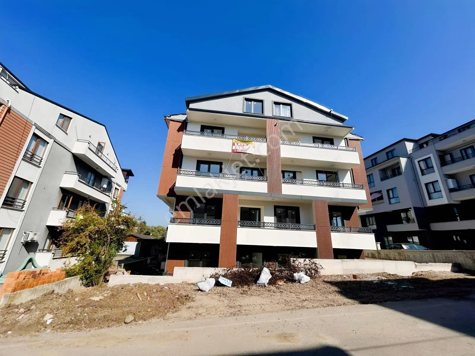 Başiskele Belediyesi Karşısı Lüks 3+1 Çatı Dubleks Daire