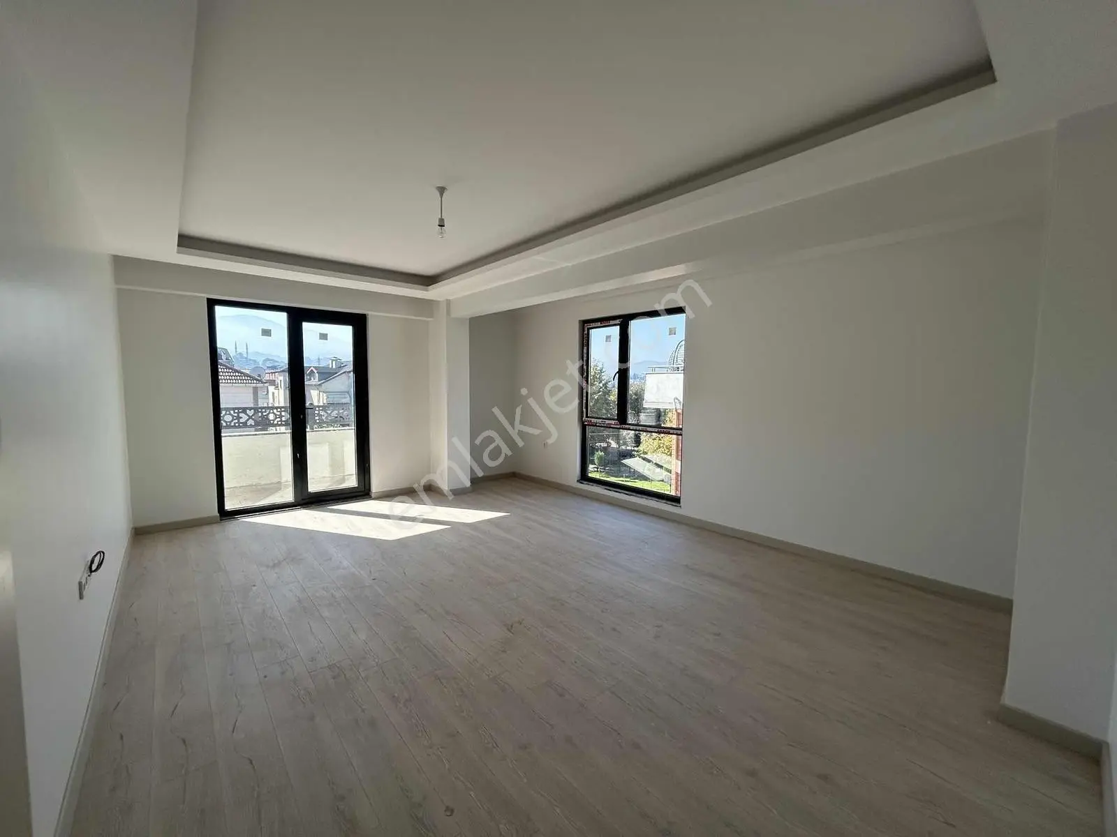 Başiskele Belediyesi Karşısı Lüks 3+1 Çatı Dubleks Daire — fotoğraf 9