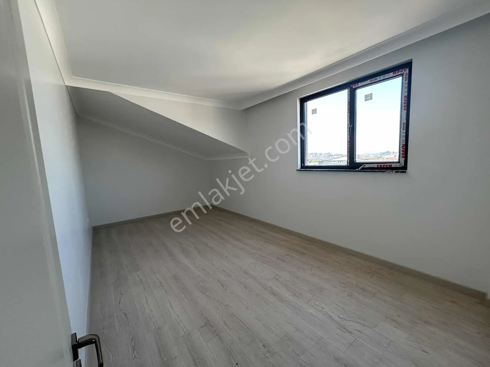 Başiskele Belediyesi Karşısı Lüks 3+1 Çatı Dubleks Daire — fotoğraf 23
