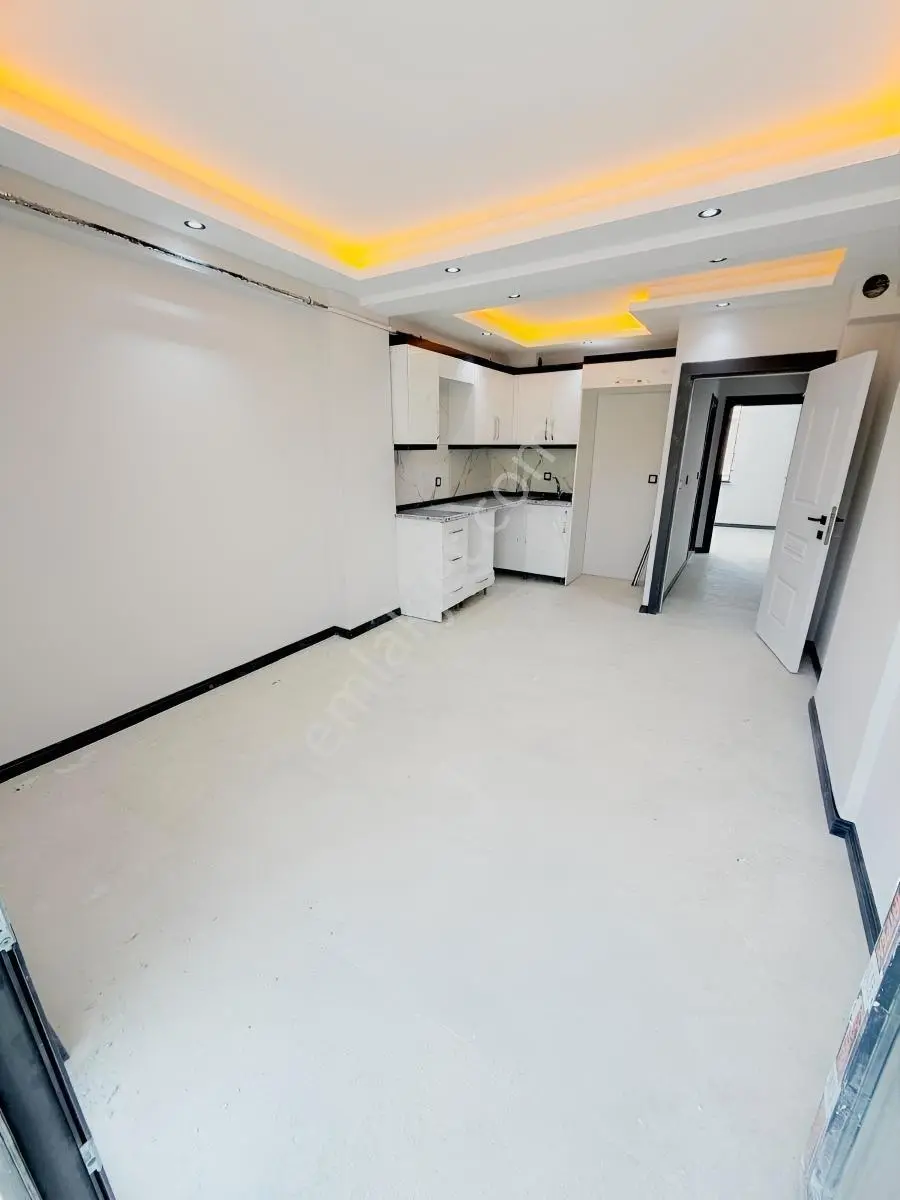 Fazelden Emek Mh 1+1 Önü Açık Satılık Kelepir Cad Üzeri Ara Kat — fotoğraf 4