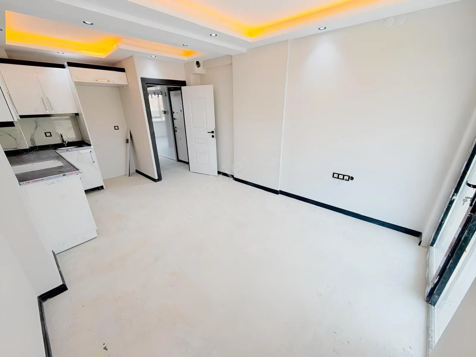 Fazelden Emek Mh 1+1 Önü Açık Satılık Kelepir Cad Üzeri Ara Kat — fotoğraf 6