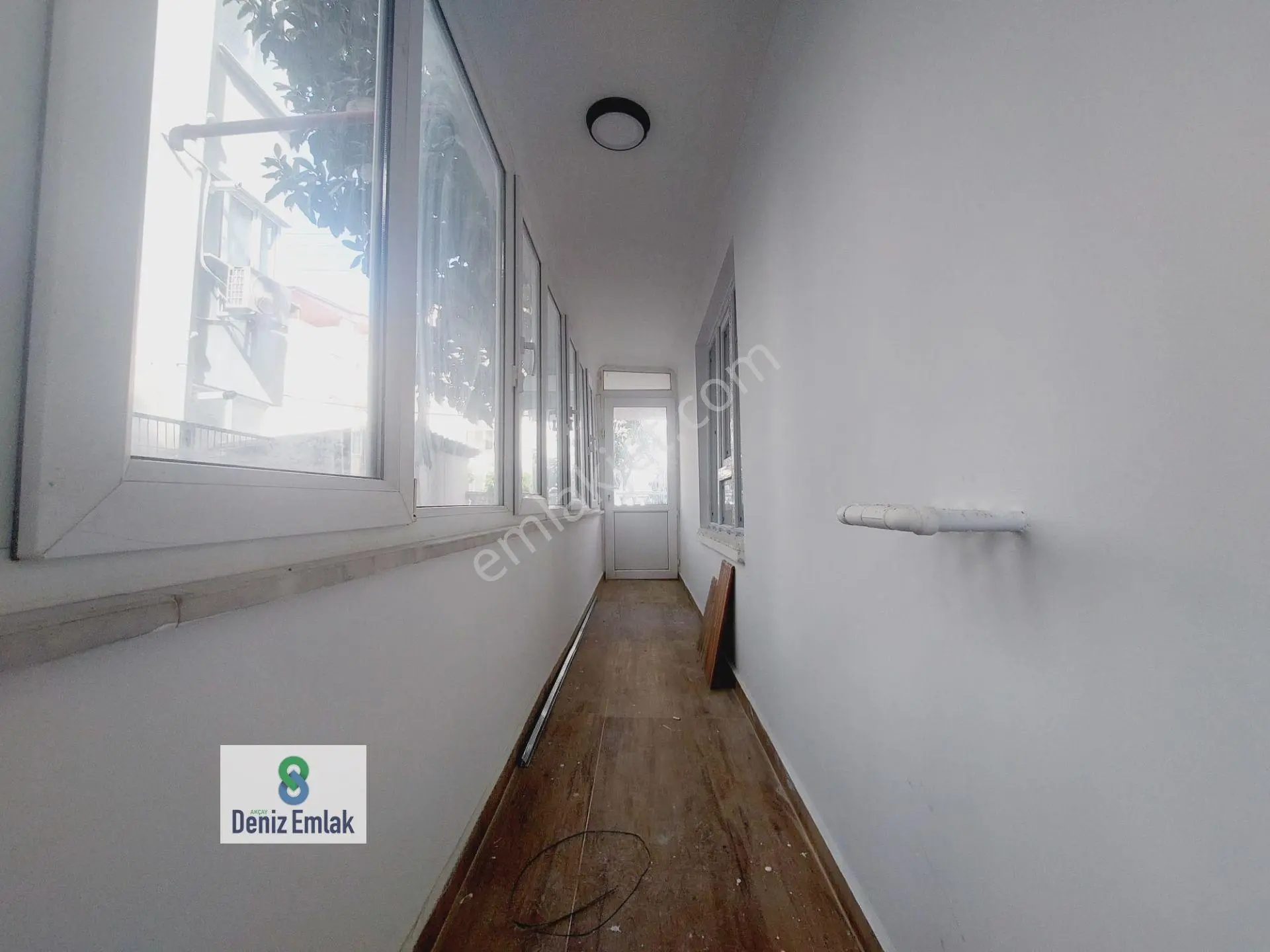 Denizden Akçayda Öncephe Komple Tadilatlı Satılık 2+1 Daire. — fotoğraf 35