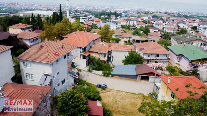 Gölcük Hisareyin Merkezde Satılık Konut İmarlı 473 M2 Arsa — fotoğraf 4