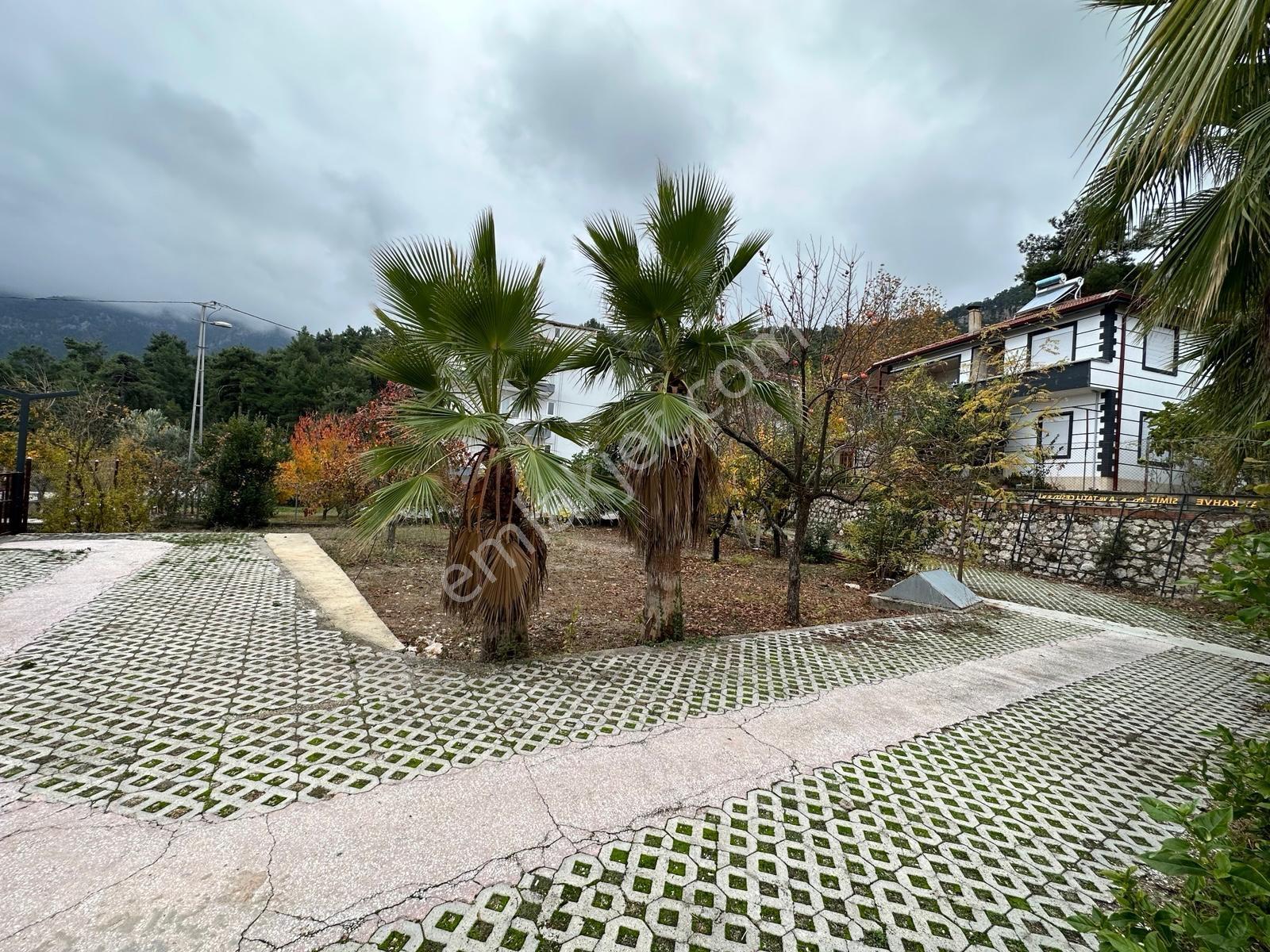 Çağlarcanın En İyi Konumunda Antalya Manzaralı Bahçe — fotoğraf 3