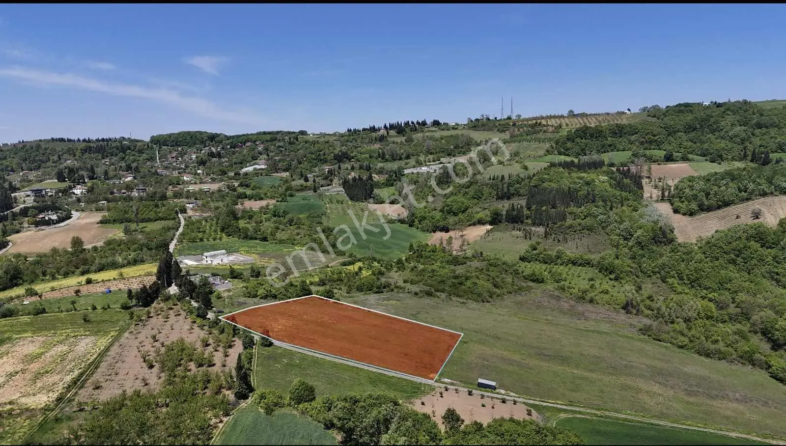 Rw Nova'dan Yola Cephe Tatlı Eğimli 7443 M2 Satılık Arazi — fotoğraf 13