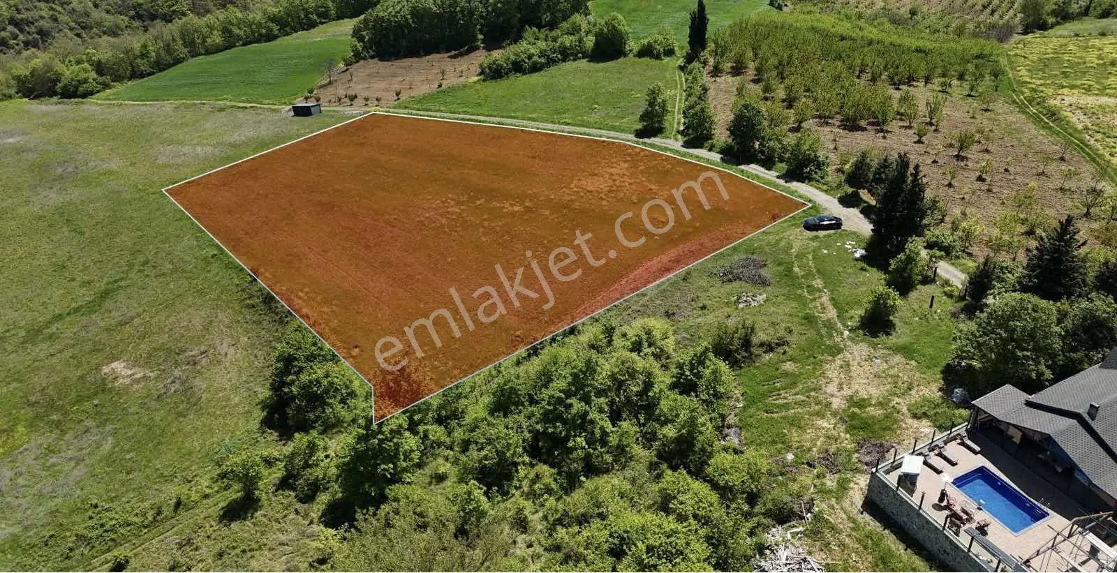 Rw Nova'dan Yola Cephe Tatlı Eğimli 7443 M2 Satılık Arazi — fotoğraf 17