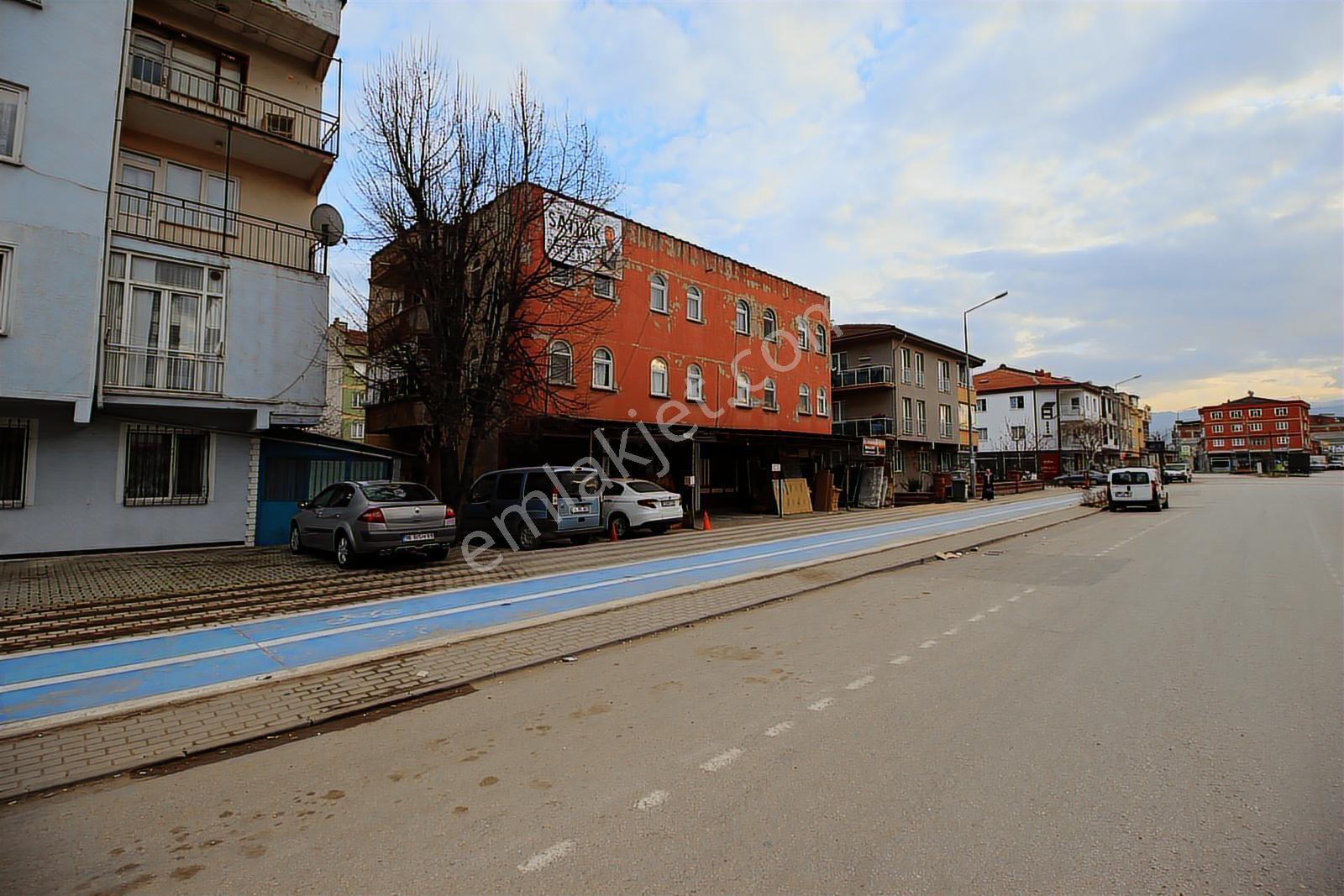 Rw Nova 'dan Orhaniye Mh.gazimagosa Cad. Satılık Arsa 962 M² — fotoğraf 4