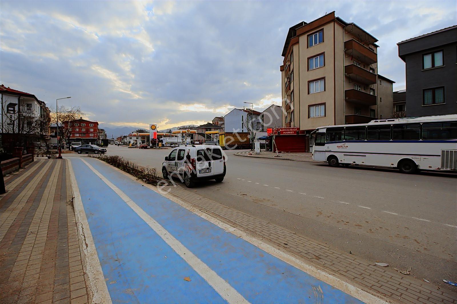Rw Nova 'dan Orhaniye Mh.gazimagosa Cad. Satılık Arsa 962 M² — fotoğraf 5
