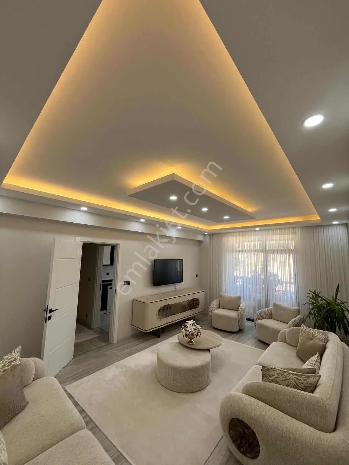 Sinan Emlaktan Akhisar Site İçi Satılık 3+1 Ara Kat Daire — fotoğraf 4
