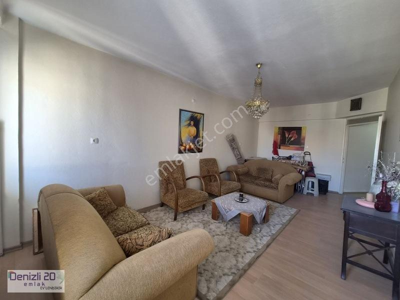 Atatürk Caddesinde 2+1 Daire — fotoğraf 2