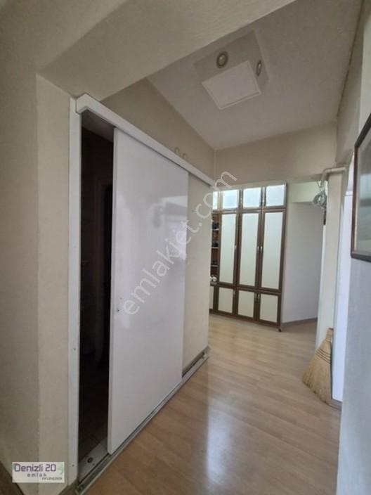 Atatürk Caddesinde 2+1 Daire — fotoğraf 10