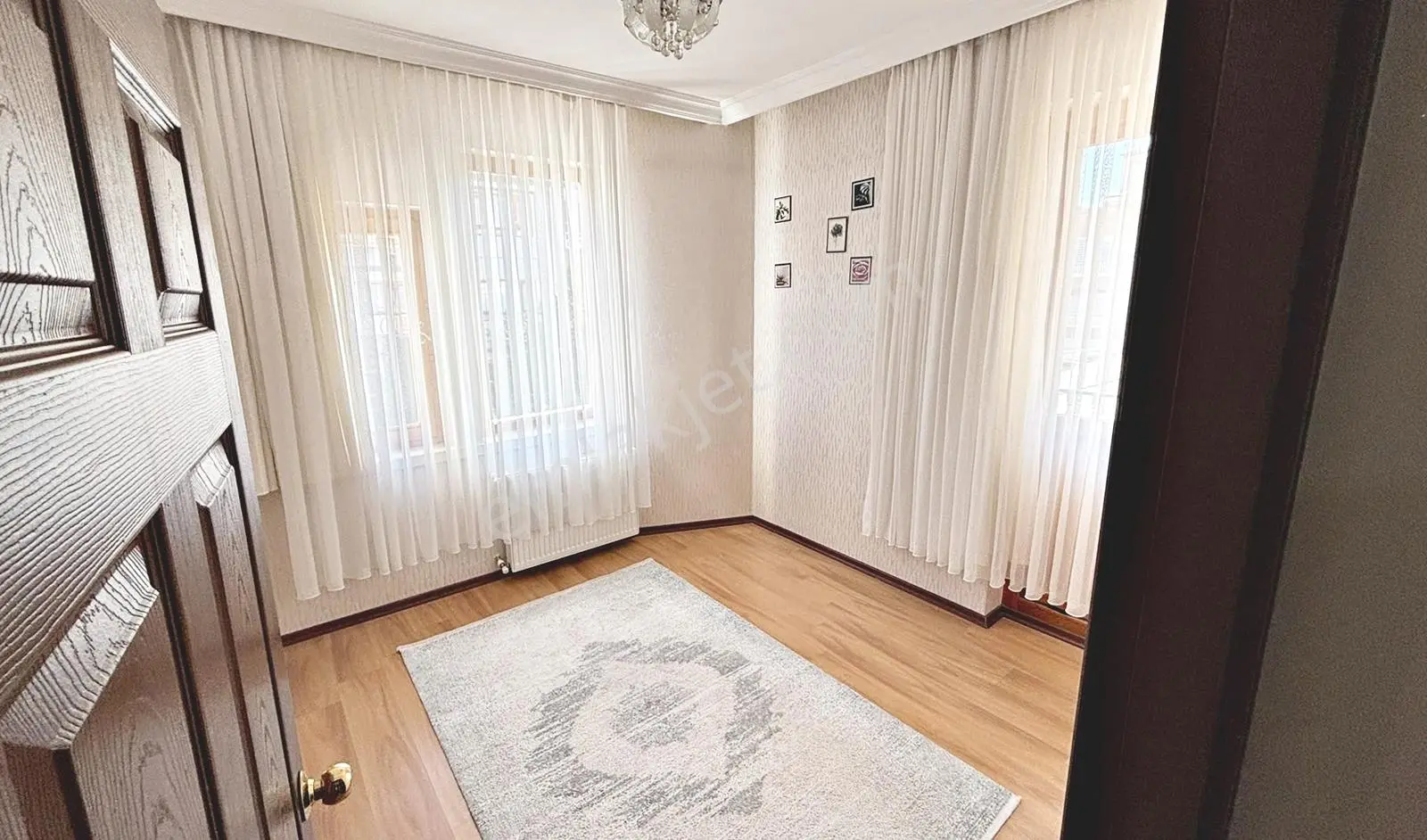 Osmangazi'de Cadde Yakını Katta Asansörlü Ön Cephe 3+1 Daire — fotoğraf 14
