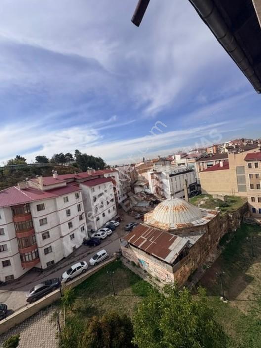 Kabze Emlaktan Sivas Mrk Osman Paşa Caddesind Satılık Daire..!! — fotoğraf 2