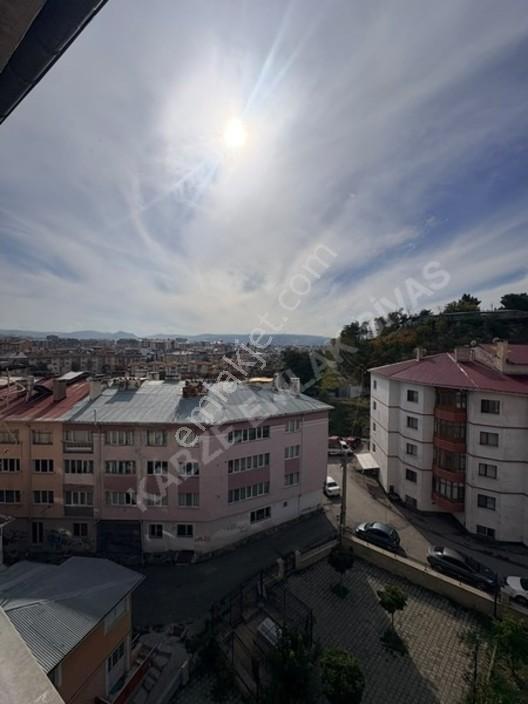 Kabze Emlaktan Sivas Mrk Osman Paşa Caddesind Satılık Daire..!! — fotoğraf 4