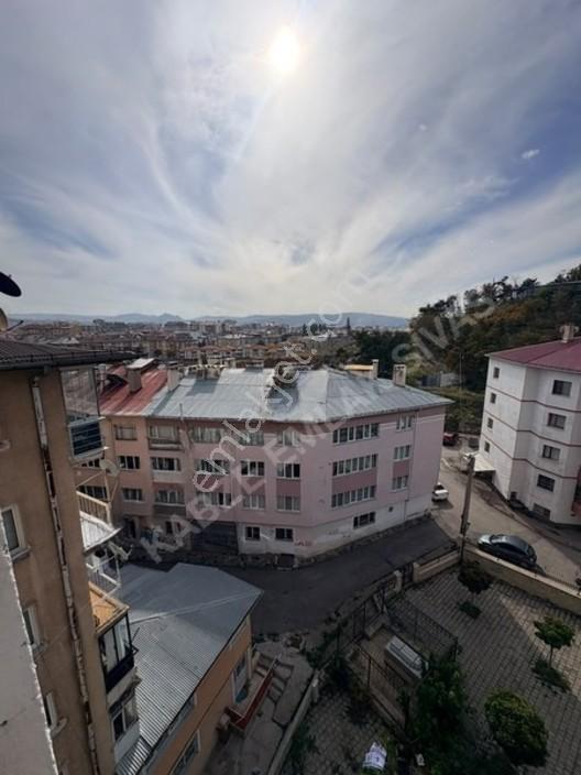 Kabze Emlaktan Sivas Mrk Osman Paşa Caddesind Satılık Daire..!! — fotoğraf 5