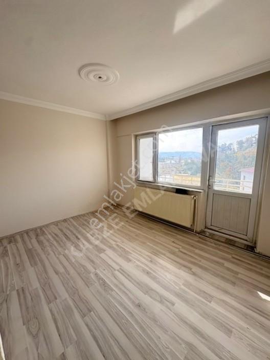 Kabze Emlaktan Sivas Mrk Osman Paşa Caddesind Satılık Daire..!! — fotoğraf 23