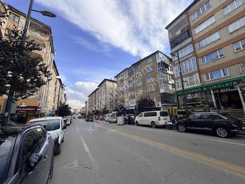 Kabze Emlaktan Sivas Mrk Osman Paşa Caddesind Satılık Daire..!! — fotoğraf 27