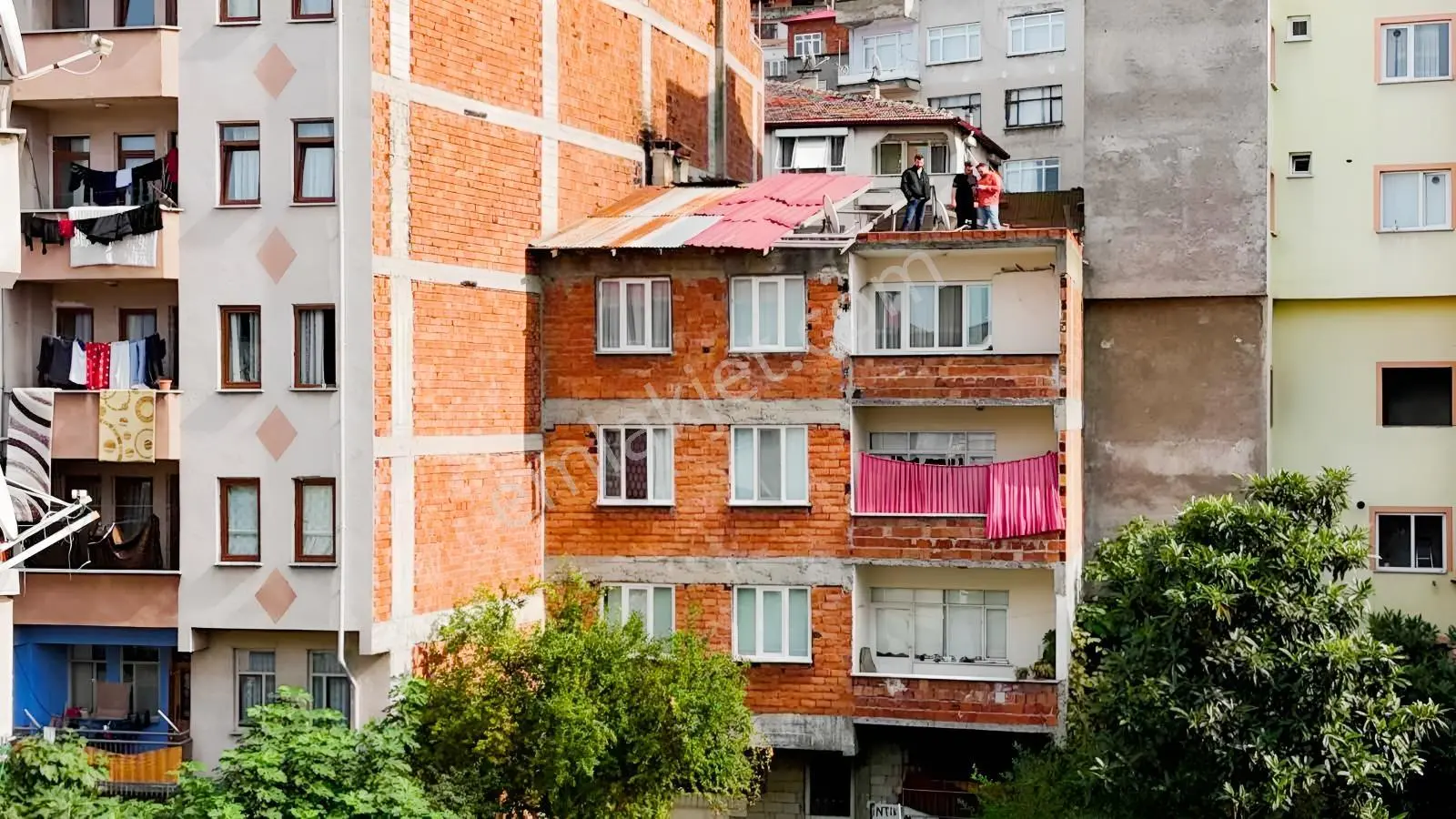 Ula Group'dan Boztepe'de Satılık Bina Ve Arazisi — fotoğraf 13