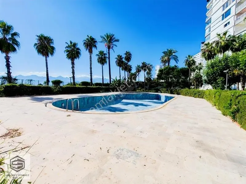 Antalya Lara Şirinyalı Eski Lara Denize Sıfır Kılıçarslan Sitesi — fotoğraf 4