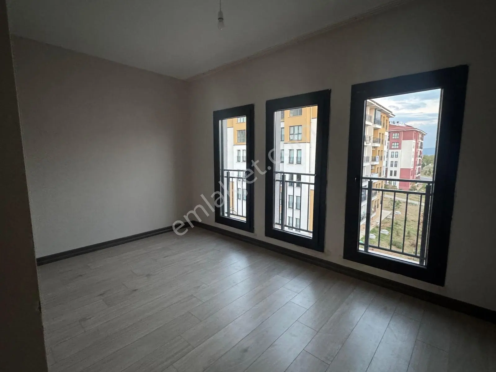 Germenıcıa'dan 2.etap Akyar Toki'de Satılık 3+1 Daire — fotoğraf 6