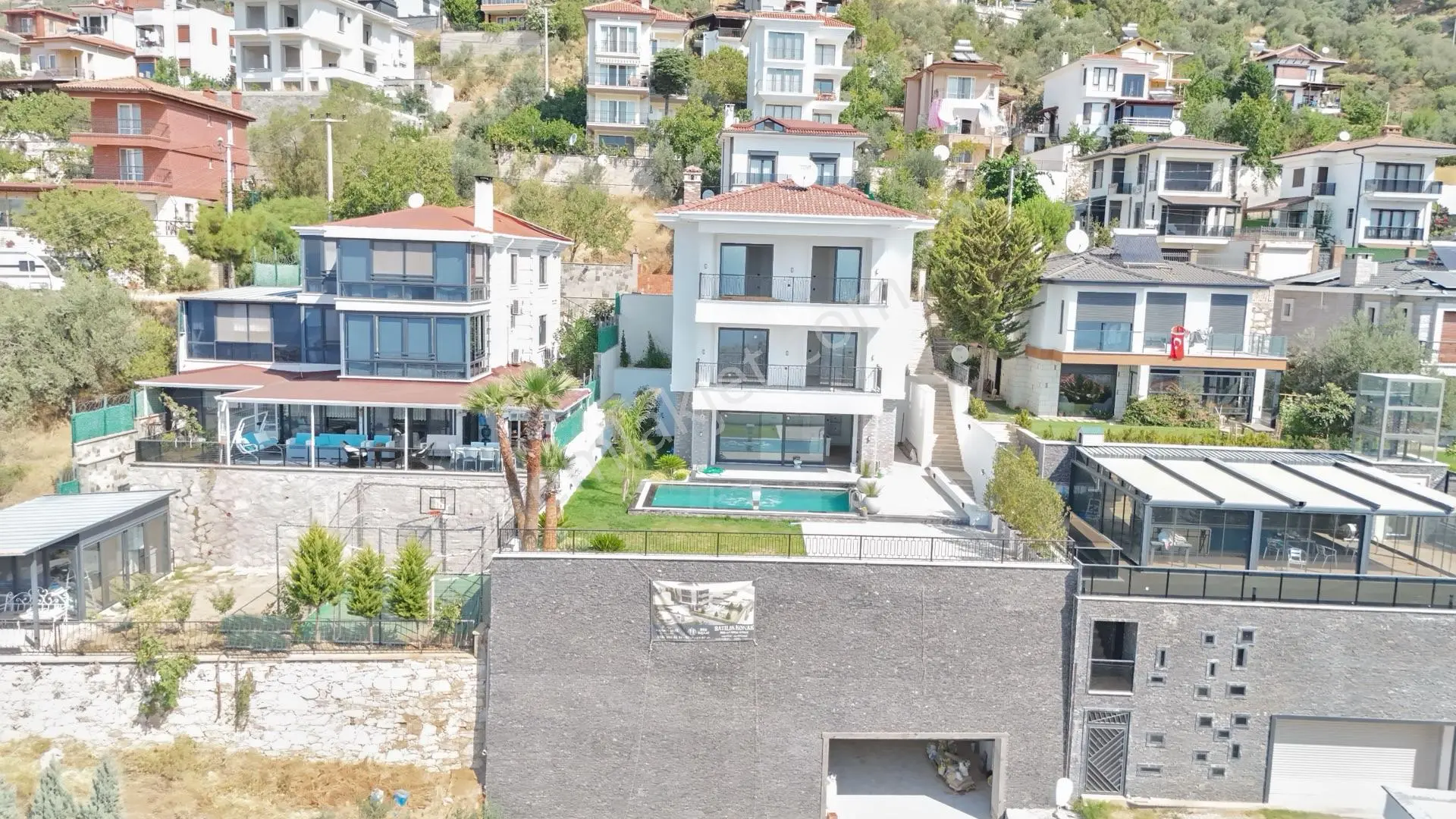 Altınoluk'ta Özel Yapım Asansörlü Ultra Lüks Ev Villa — fotoğraf 5