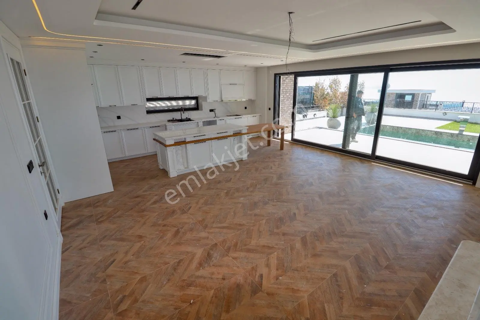 Altınoluk'ta Özel Yapım Asansörlü Ultra Lüks Ev Villa — fotoğraf 26