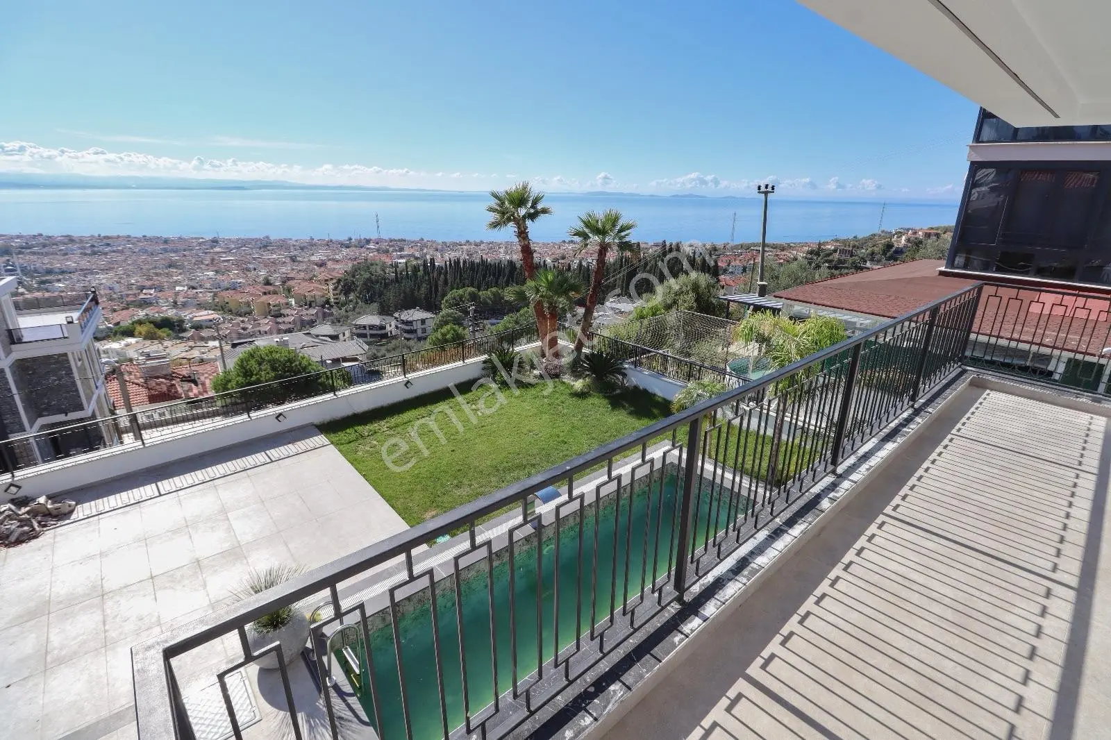 Altınoluk'ta Özel Yapım Asansörlü Ultra Lüks Ev Villa — fotoğraf 28