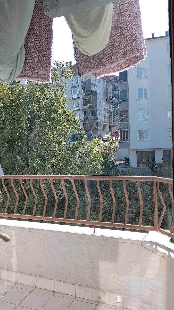 Atatürk Mahallesinde Doğalgazlı Asansörlü Satılık Daire. — fotoğraf 10