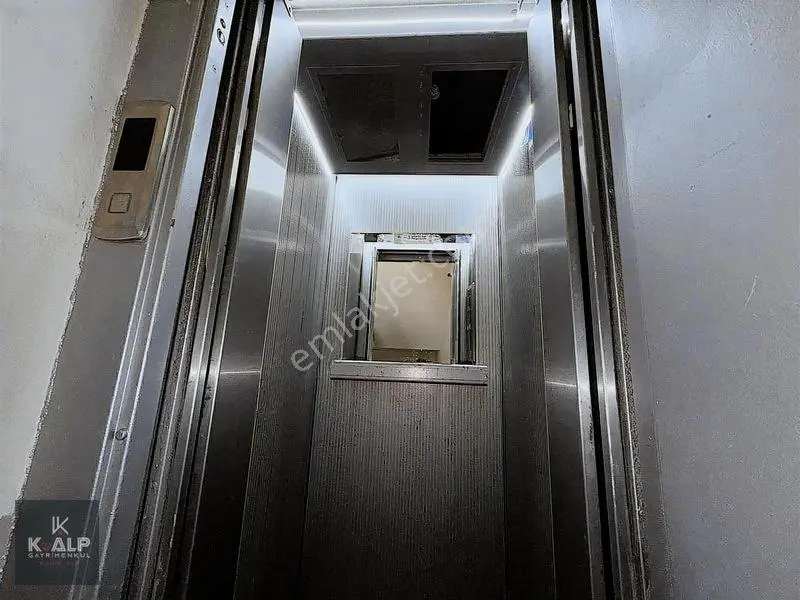 Kalp Satıyor!..vefa Ptt Karşısı Belediye Bloklarında 3+1 Daire — fotoğraf 2