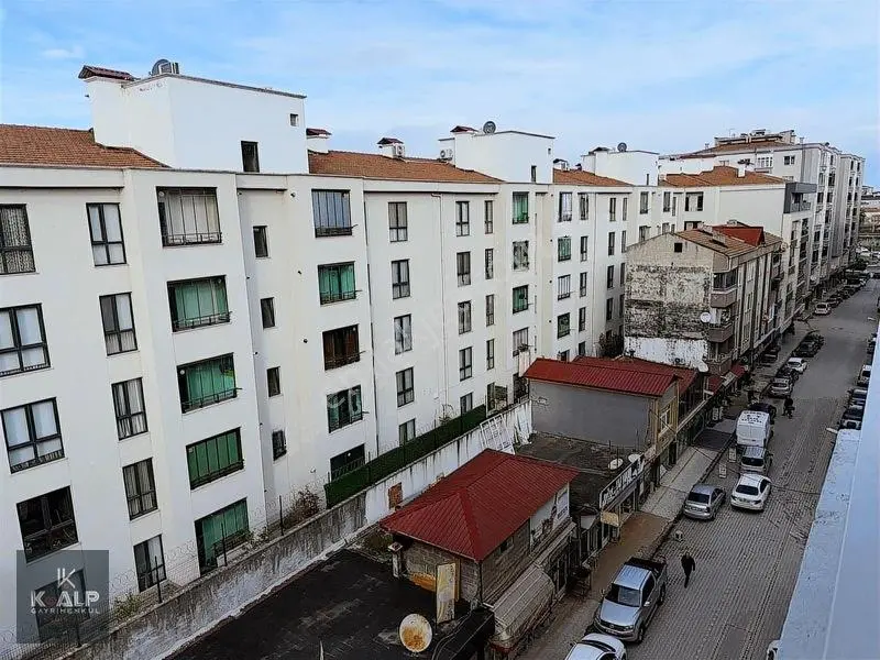 Kalp Satıyor!..vefa Ptt Karşısı Belediye Bloklarında 3+1 Daire — fotoğraf 15