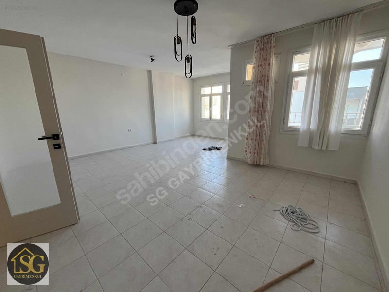 Erdemli Merkezde Geniş Ve Masrafsız 3+1 Kiralık Daire — fotoğraf 5
