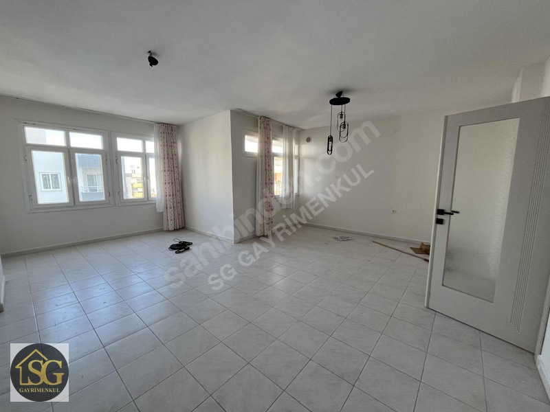 Erdemli Merkezde Geniş Ve Masrafsız 3+1 Kiralık Daire — fotoğraf 6