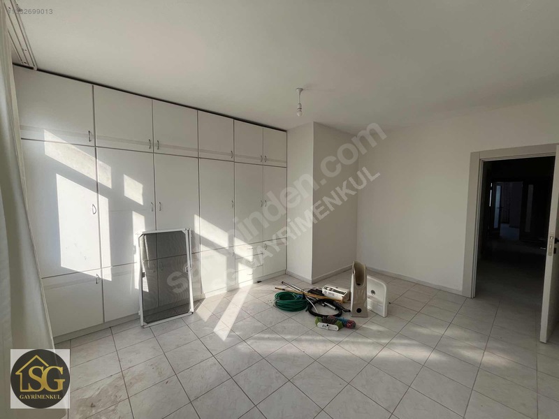 Erdemli Merkezde Geniş Ve Masrafsız 3+1 Kiralık Daire — fotoğraf 15
