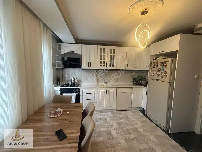 Kestel Merkezde Millet Bahçesi Manzaralı Satılık 2+1 Arakat — fotoğraf 3
