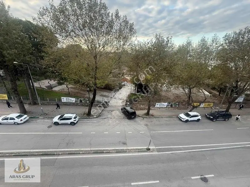 Kestel Merkezde Millet Bahçesi Manzaralı Satılık 2+1 Arakat — fotoğraf 24